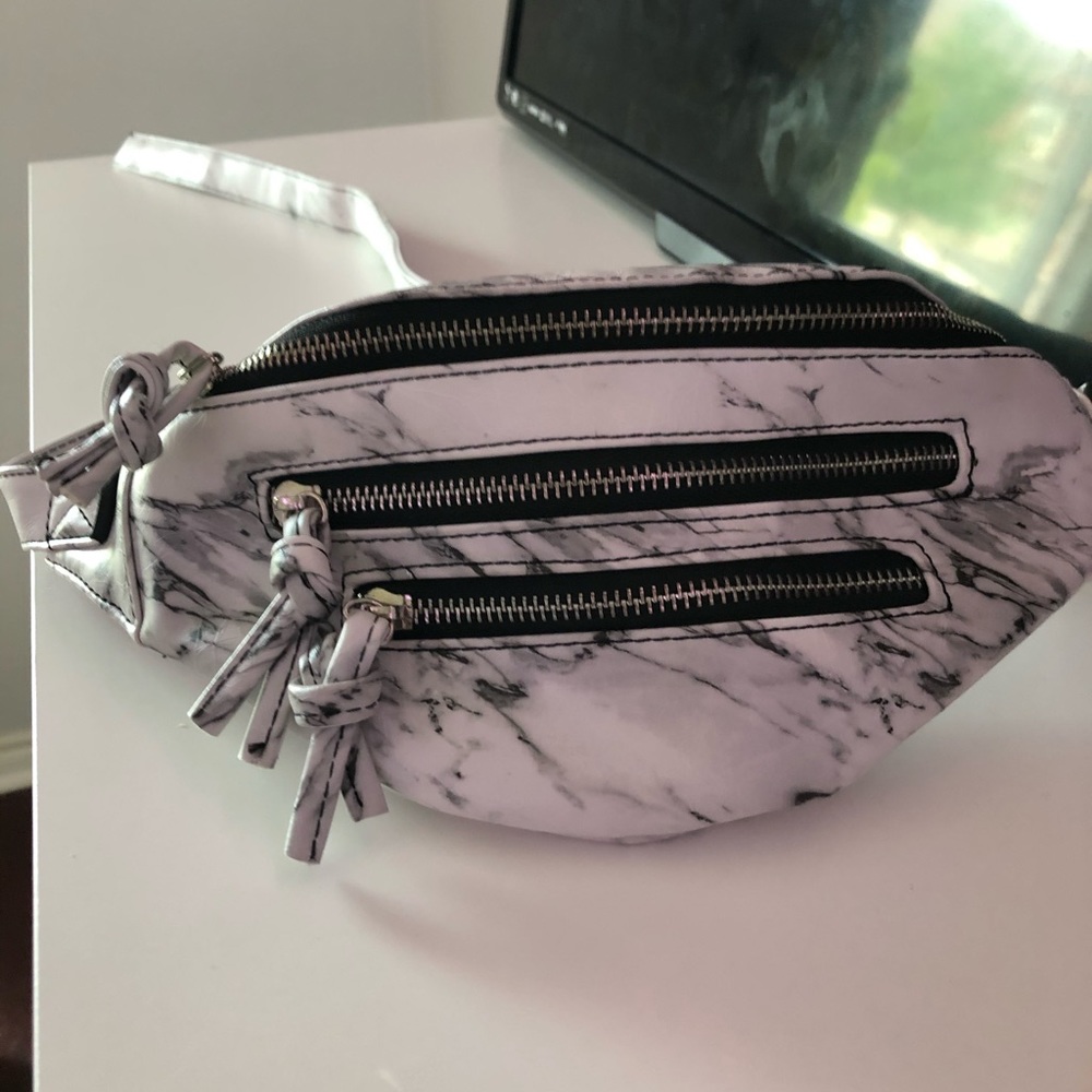Fanny pack